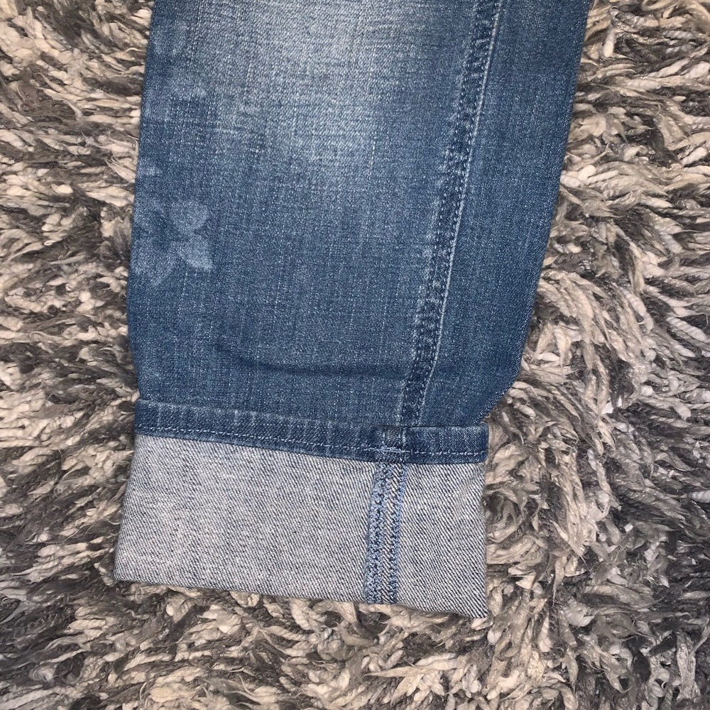 Hollister Floral Design Skinny Jeans - Picture 5 of 5